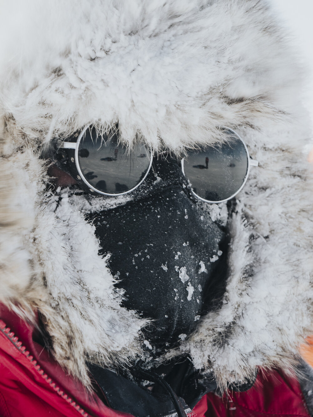 Inspiring Explorer Brando Yelavich masked up from the cold (001)