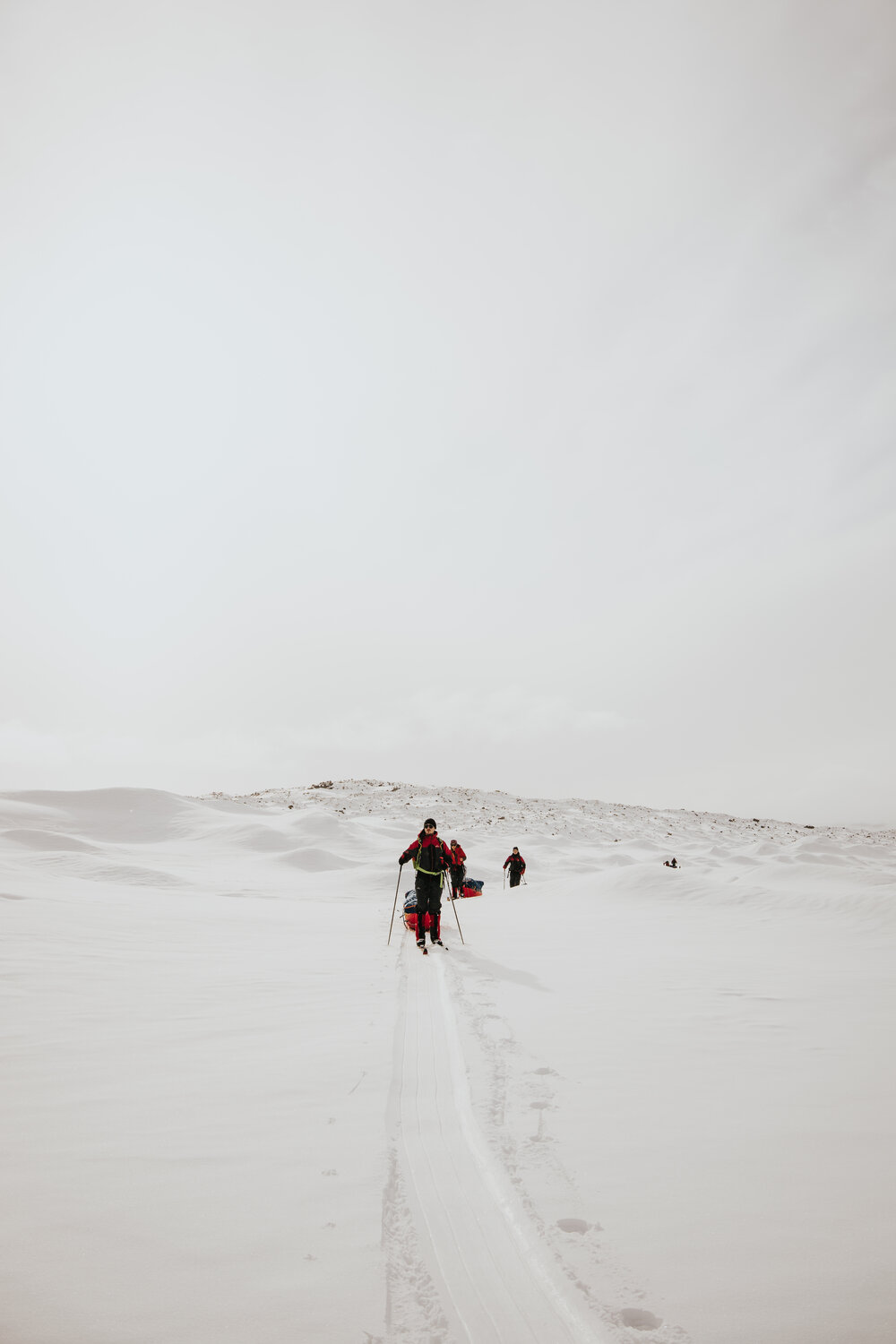 Inspiring Explorers crossing the Greenland Ice cap