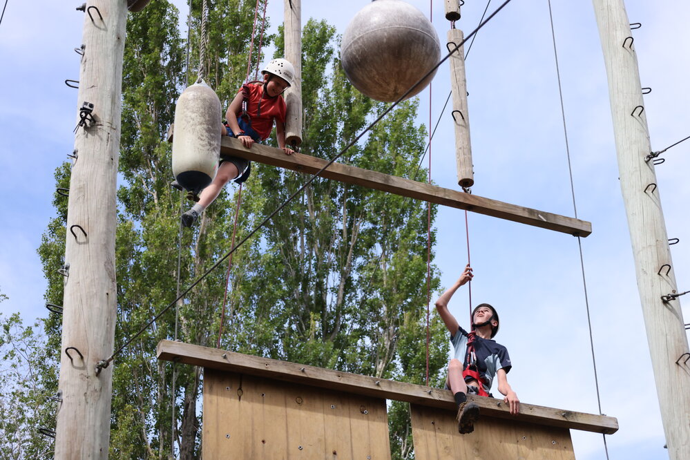 Young Inspiring Explorers Catherine and James on the high ropes course (001)