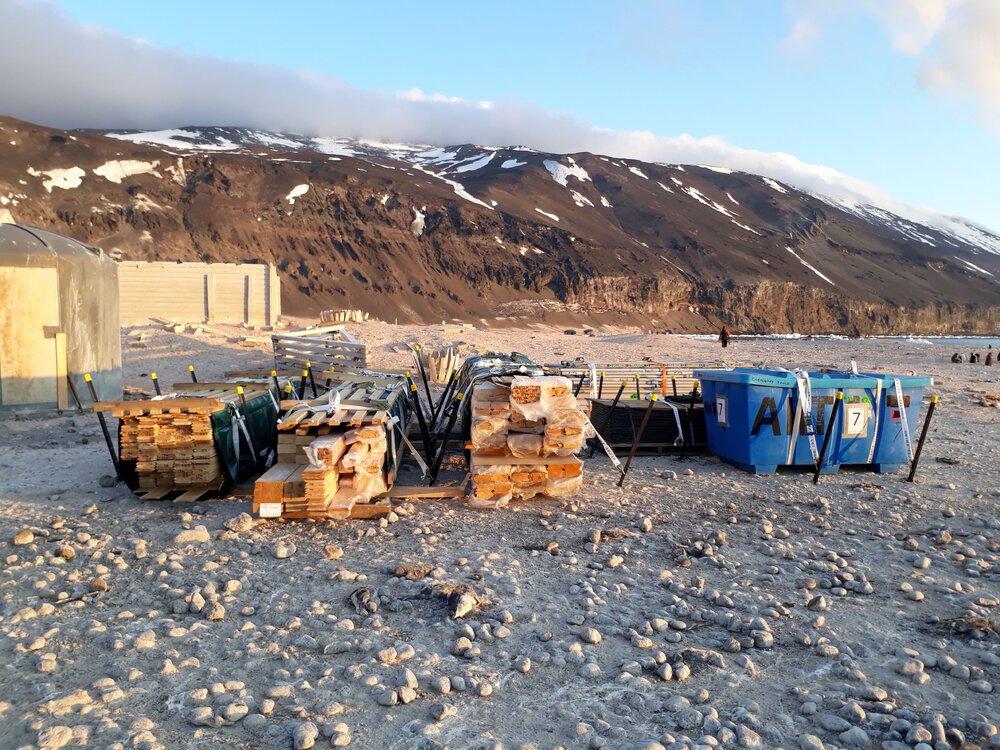 Timber and cuber delivered to Cape Adare in the 2019-20 season (001)