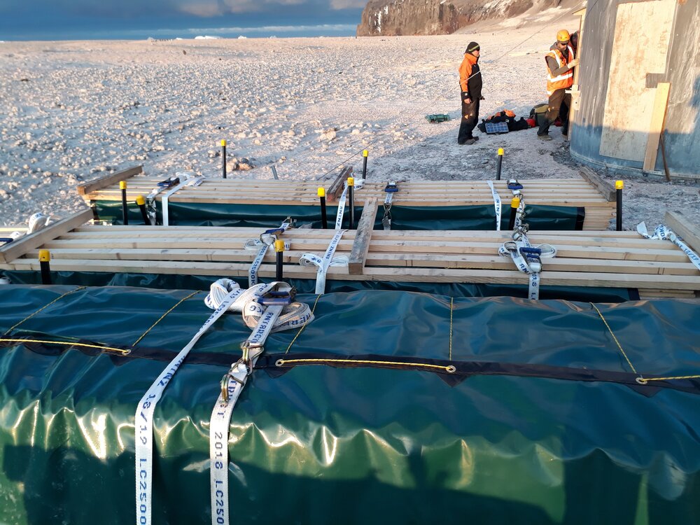 2019-20 AHT Cargo secured at Cape Adare