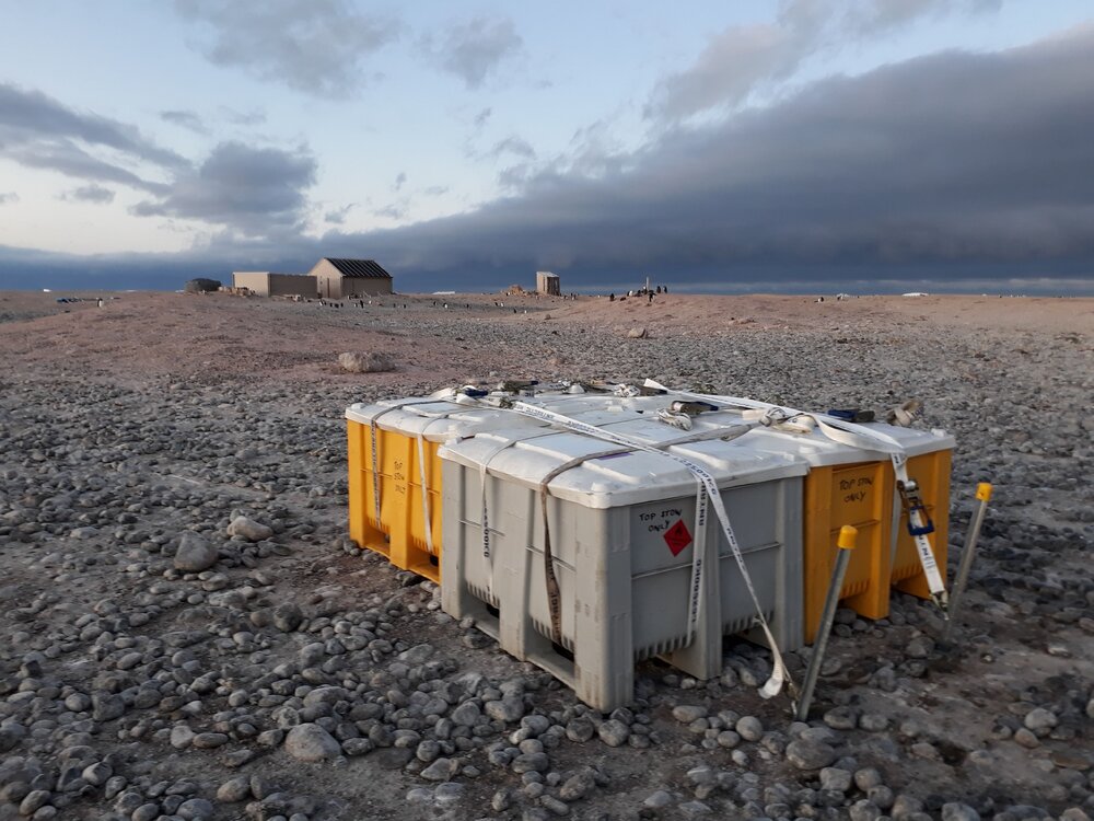 Location of the Cape Adare fuel cache in relation to Borchgrevink's Hut ...