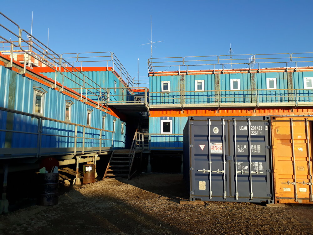 2019-20 Buildings and containers at Mario Zucchelli Station