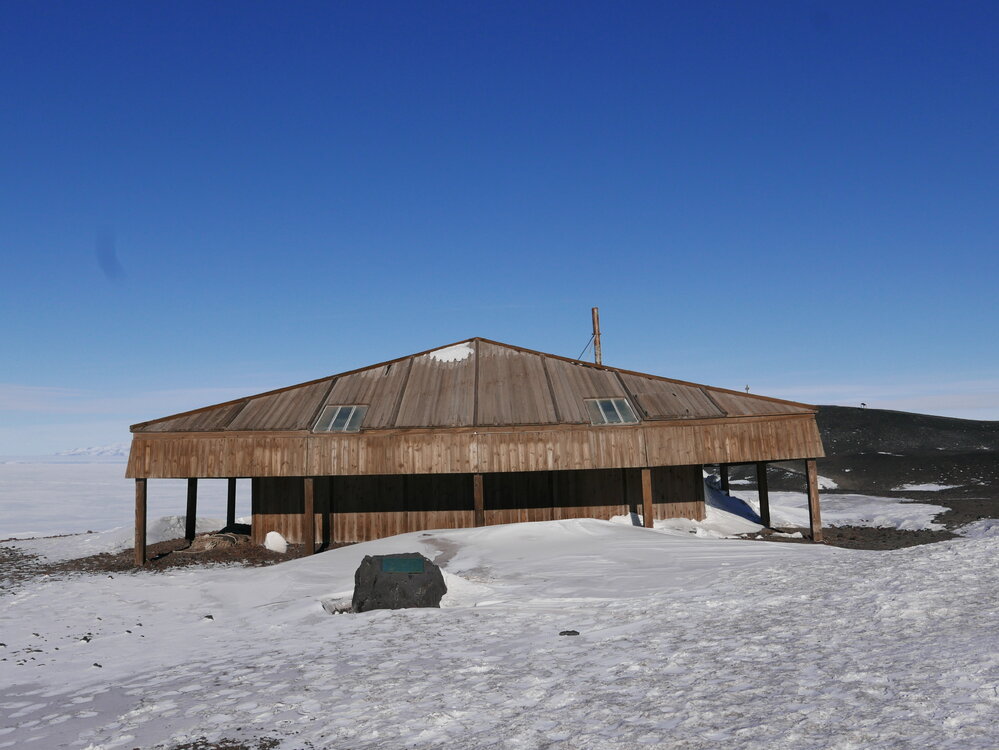 2020-21 Scott's 'Discovery' hut Inspection, exterior (001)