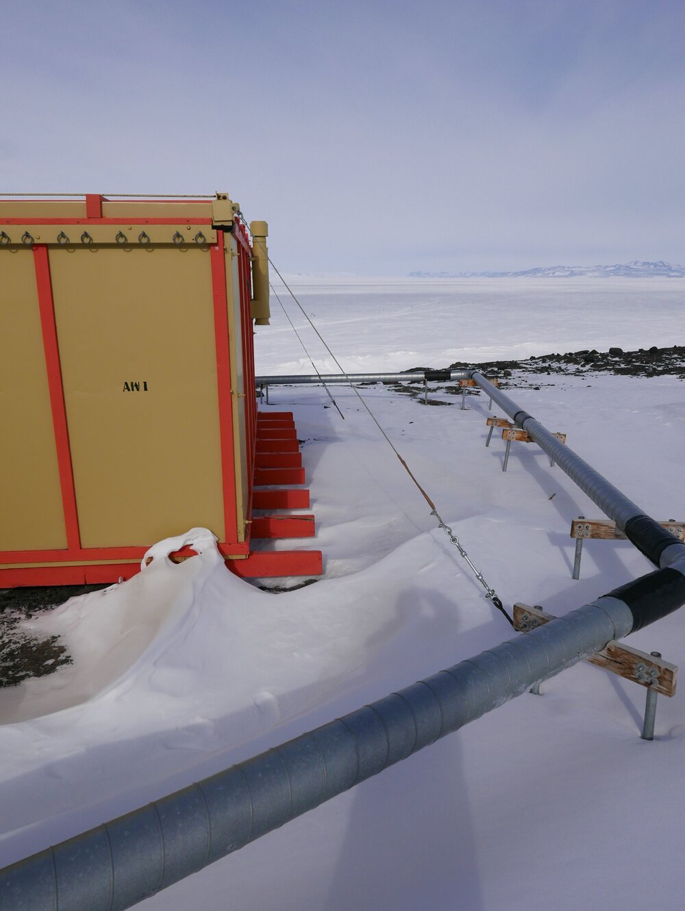 2020-21 Hillary's TAE/IGY hut Inspection - Exterior (007)