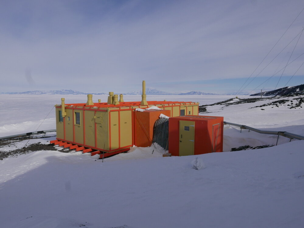 2020-21 Hillary's TAE/IGY hut Inspection - Exterior (011)