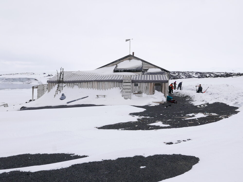 2020-21 'Terra Nova' hut Inspection, Exterior (002)