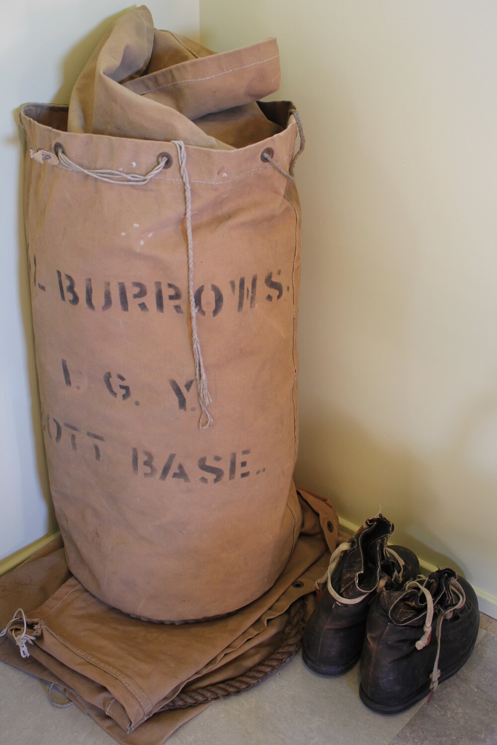 2019-20 Work Task - Arnold Heine artefact locations, Leather boots, Hillary's room, Hillary's TAE/IGY hut