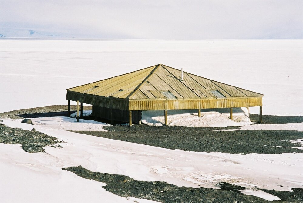 2002 Scott's 'Discovery' hut, exterior - East and North elevations