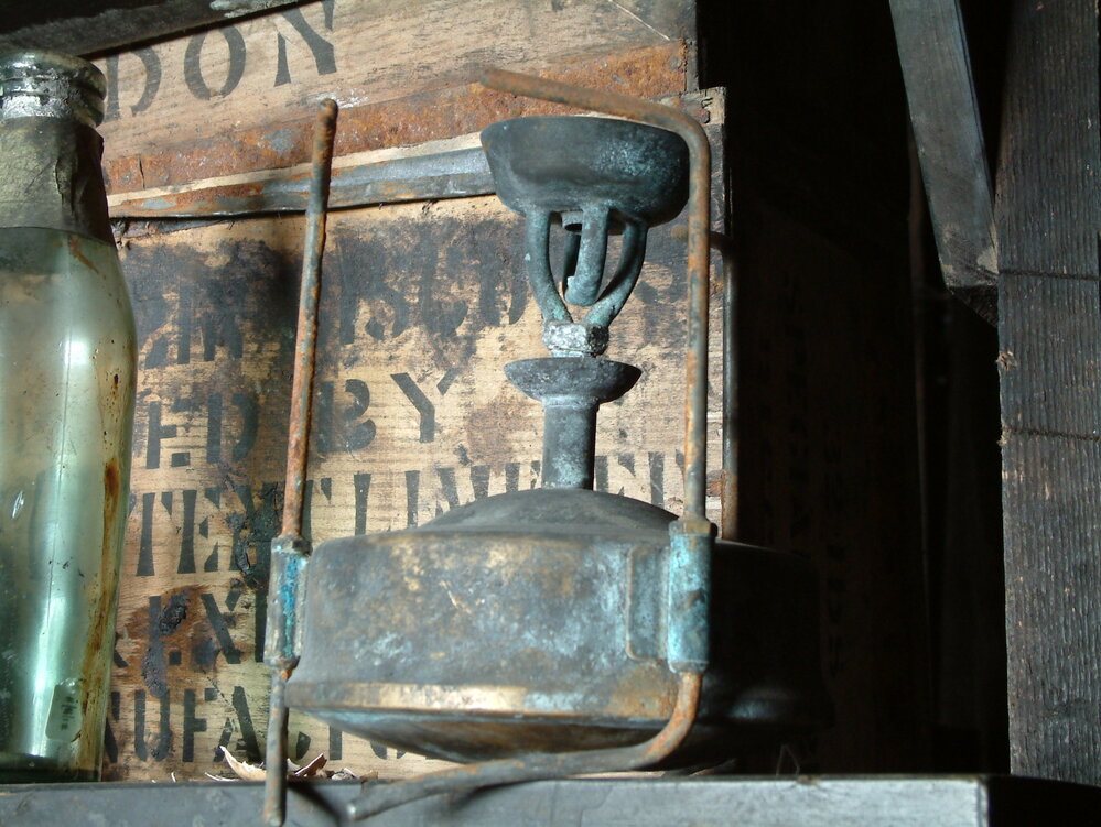 2005 Scott's 'Discovery' hut interior, Hut Point (018)