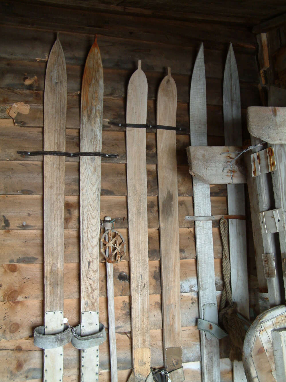 2005 Scott's 'Terra Nova' Hut interior, Cape Evans (011)
