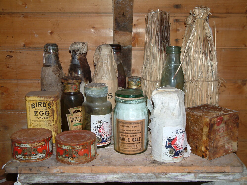 2005 Shackleton's 'Nimrod' Hut interior, Cape Royds (005)