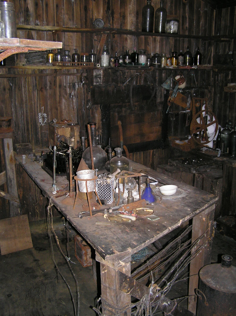 2005 Physical laboratory, Scott's 'Terra Nova' hut, Cape Evans