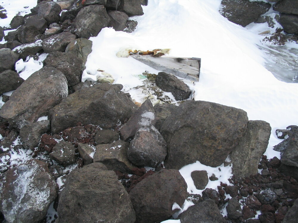 2005 Remains of Wilson's Igloo, Cape Crozier (002)