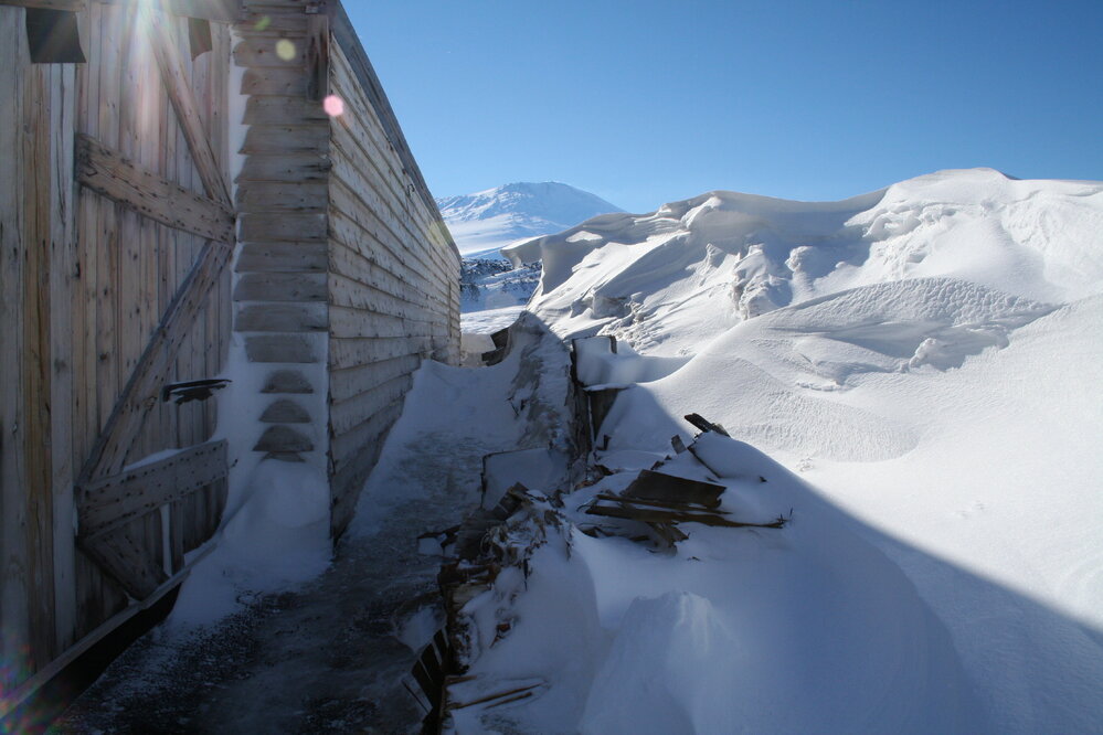 2006 Stores boxes outside Scott's 'Terra Nova' hut, Cape Evans (001)
