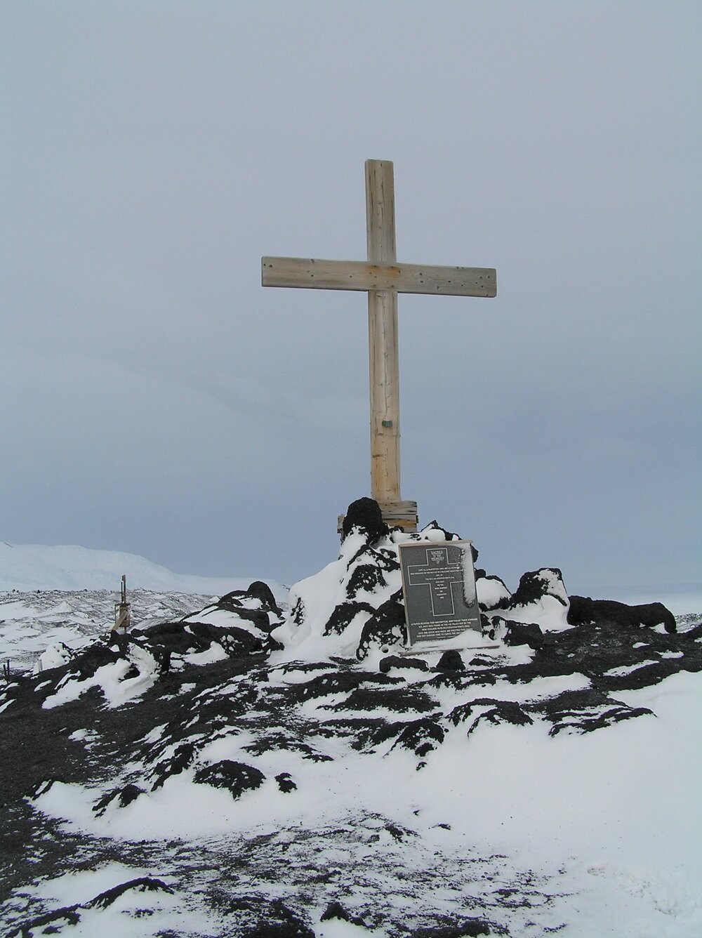 2005 Cross on Wind Vane Hill, Cape Evans