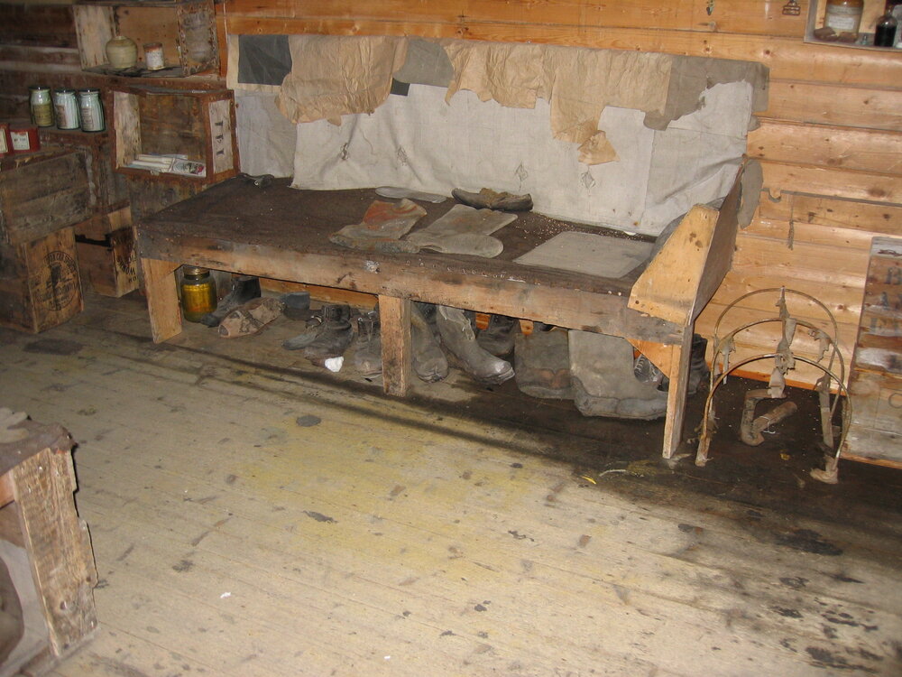 2006 Hut Inspection, Shackleton's 'Nimrod' hut, Interior (009)