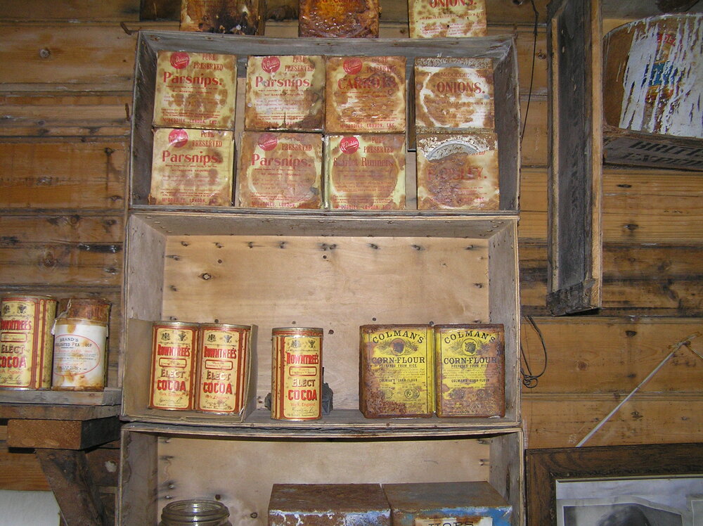 2005 Artefacts on shelves inside Shackleton's 'Nimrod' hut, Cape Royds (002)