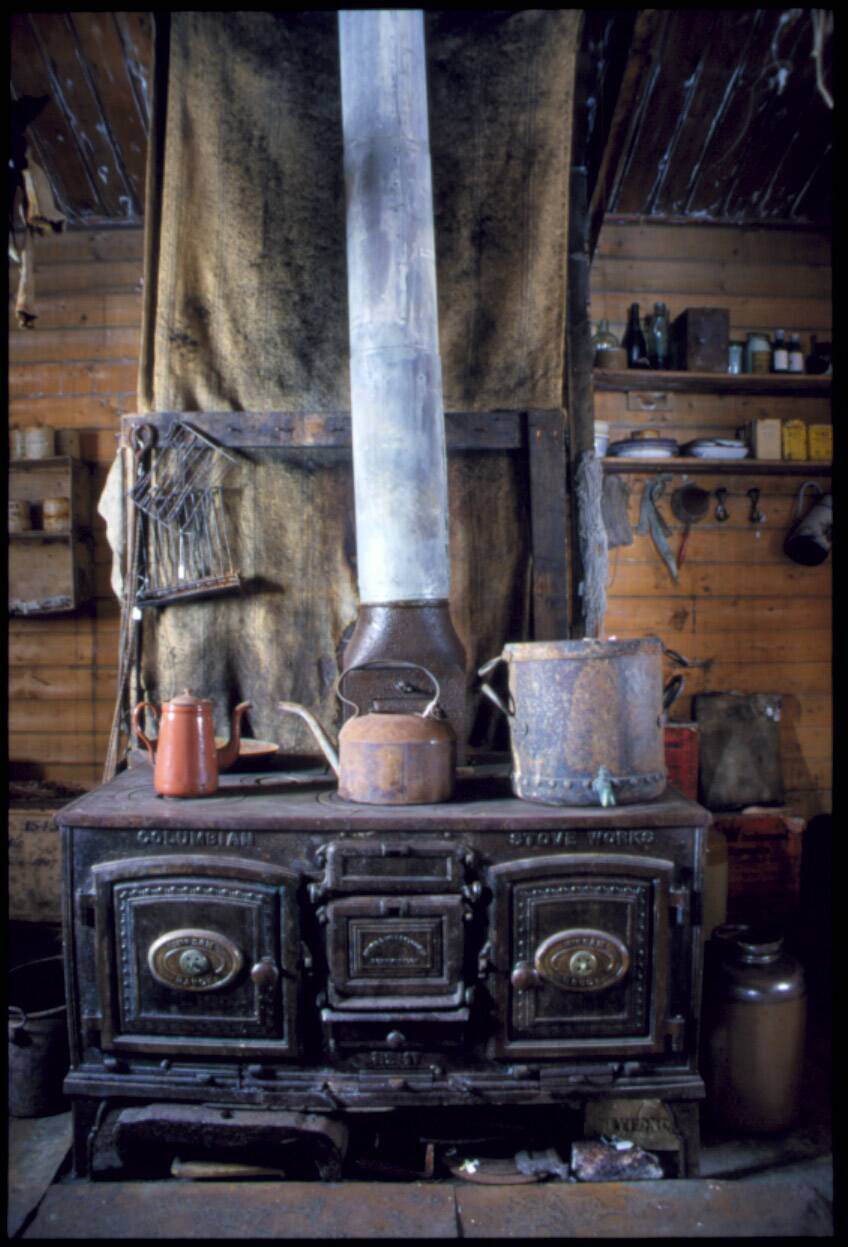2003 Shackleton's 'Nimrod' hut, interior - Mrs Sam stove (004)