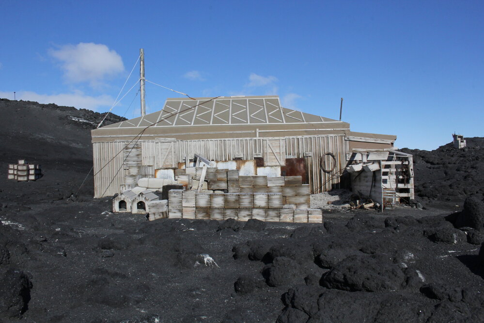 2019-20 Shackleton's 'Nimrod' Hut inspection, exterior (001)