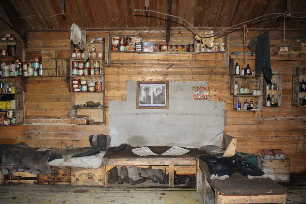 2019-20 Shackleton's 'Nimrod' Hut inspection, interior (021)