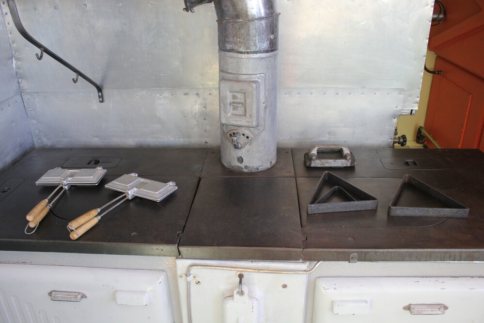 2019-20 Baseline image - Cooker, toastie-pie makers, triangle formers, Kitchen (Room 6), Hillary's TAE/IGY Hut