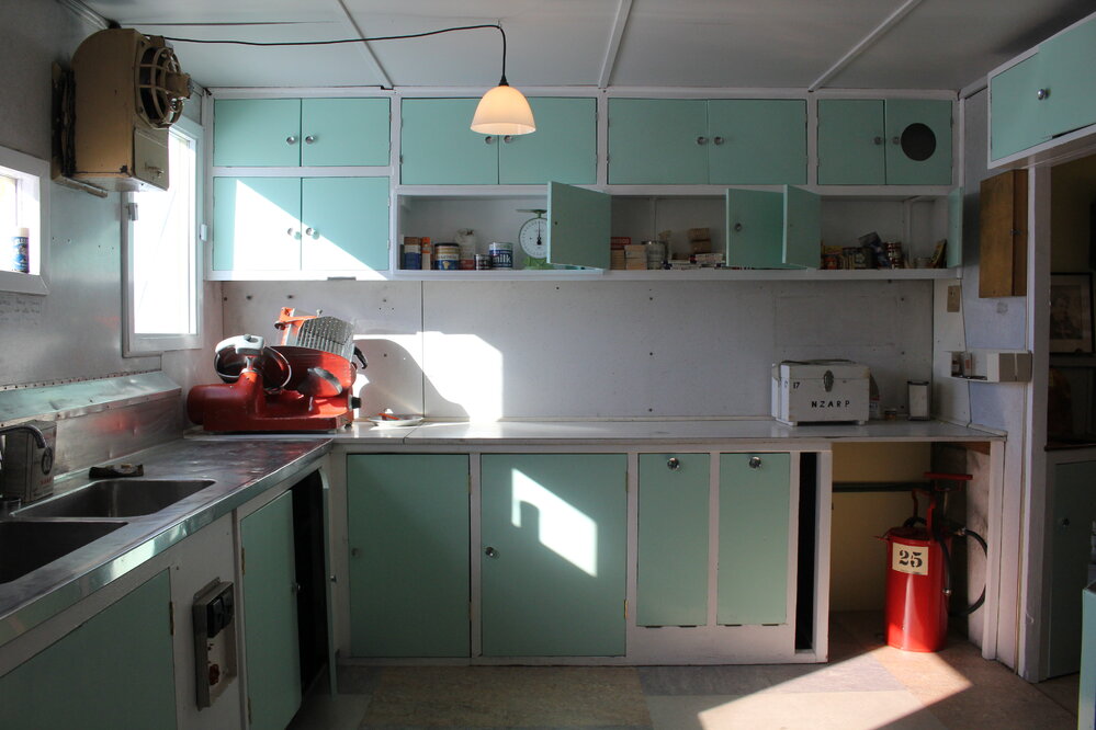 2019-20 Hillary's TAE/IGY Hut inspection, interior (013)