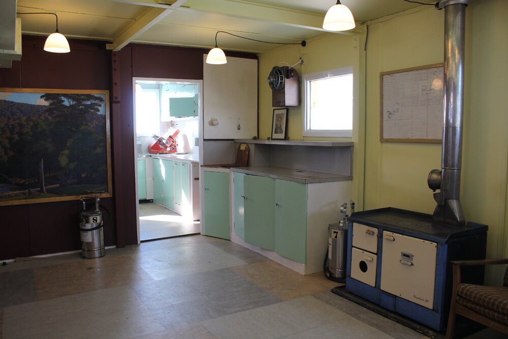 2019-20 Hillary's TAE/IGY Hut inspection, interior (026)