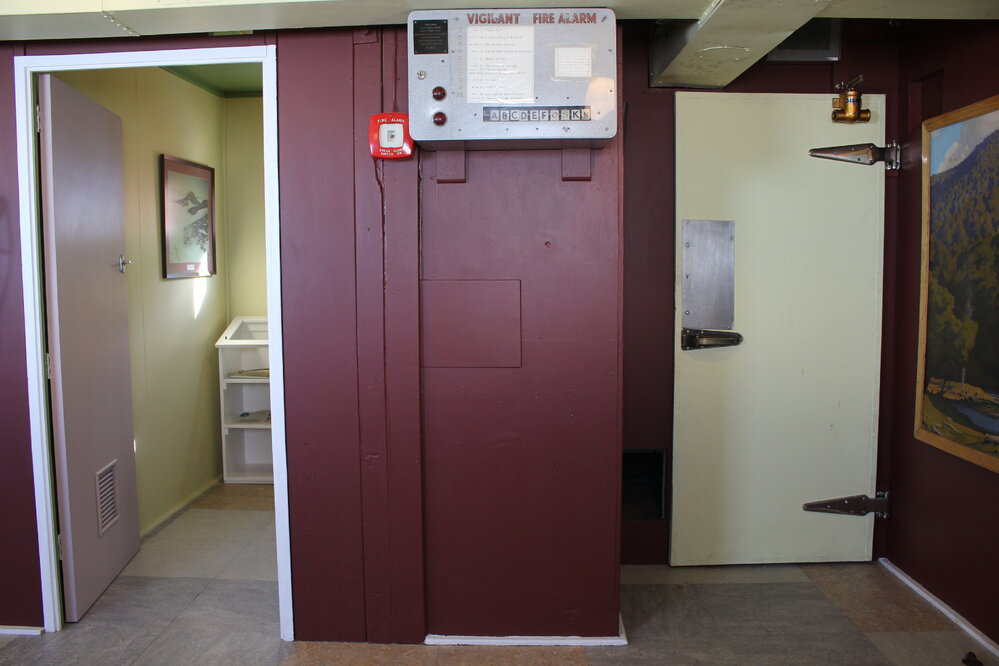 2019-20 Hillary's TAE/IGY Hut inspection, interior (027)