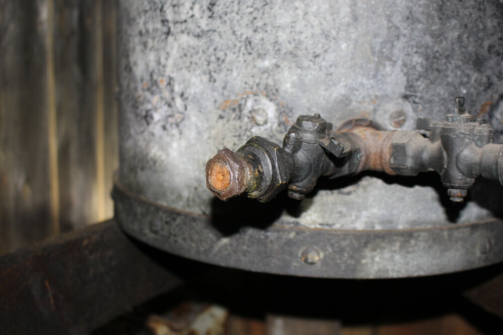 2019-20 Work task - repaired oil leak on acetylene lighting plant, Scott's hut (012)