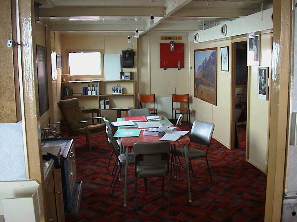 2003 Hillary's TAE/IGY hut - Mess room