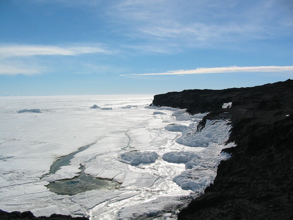 2003 K440 at Cape Royds - Sea ice in McMurdo Sound
