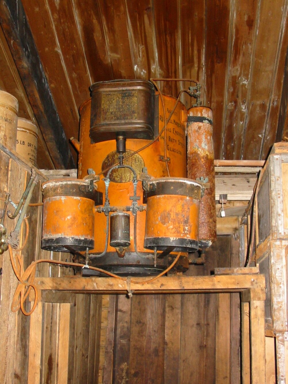 2003 K440 at Shackleton's 'Nimrod' hut, interior - Acetylene plant (001)