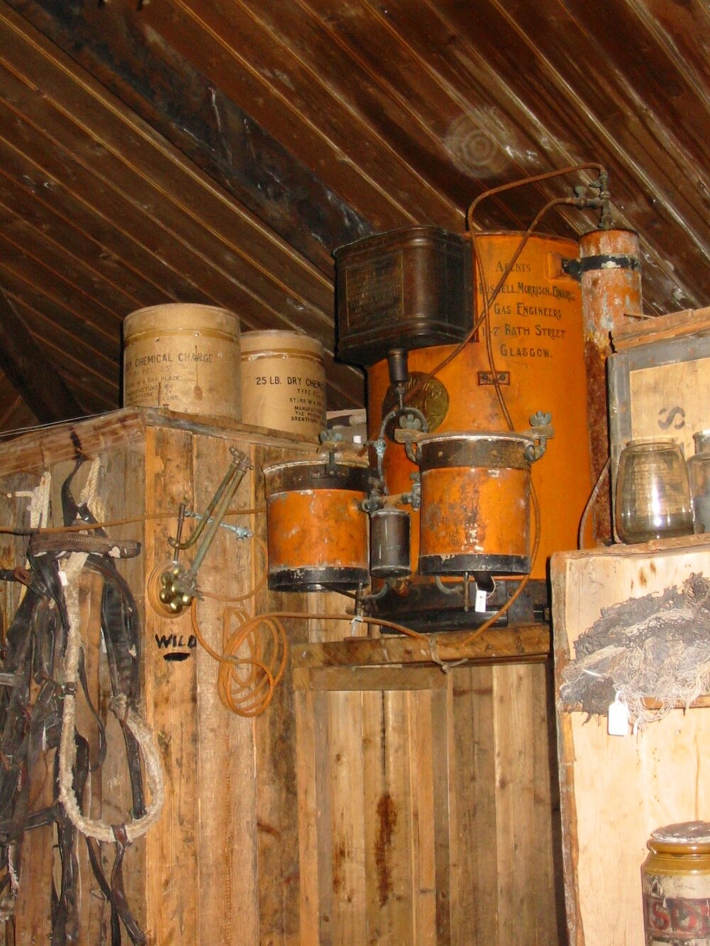 2003 K440 at Shackleton's 'Nimrod' hut, interior - Acetylene plant (003)