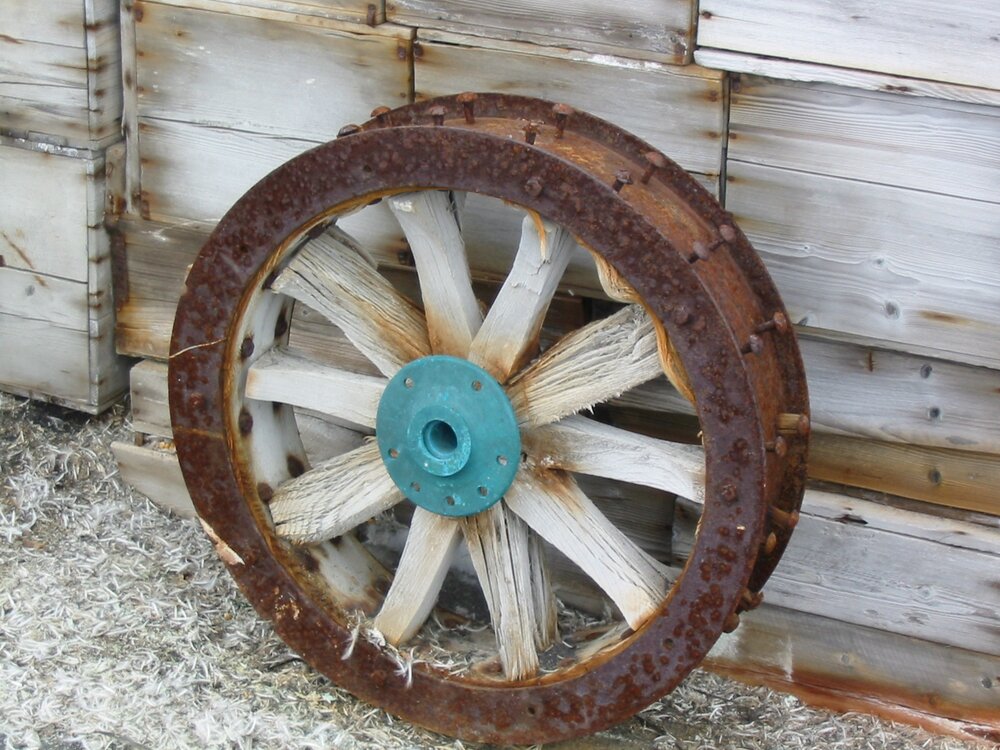 2003 K440 at Shackleton's 'Nimrod' hut, exterior - Arrol-Johnson motor car wheel