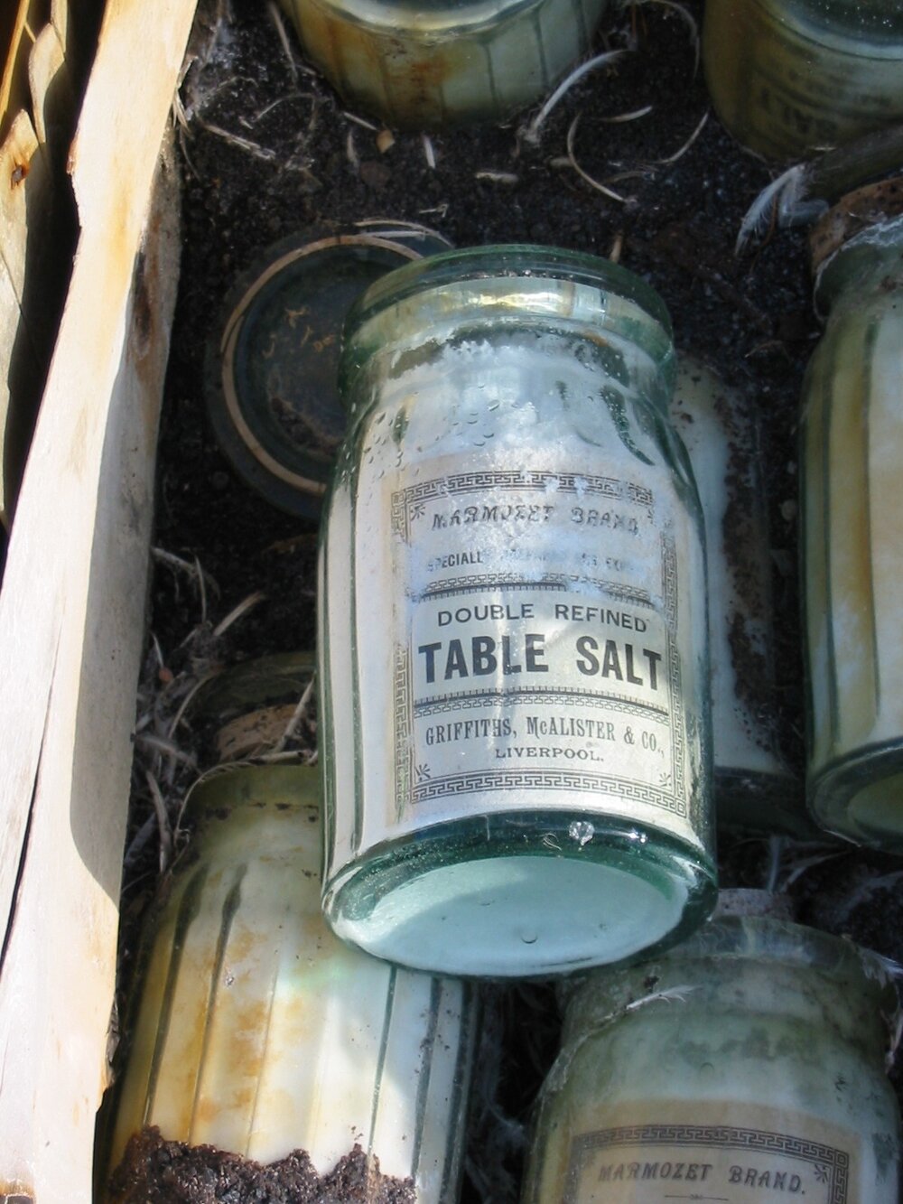 2003 K440 at Shackleton's 'Nimrod' hut, exterior - Jar of table salt