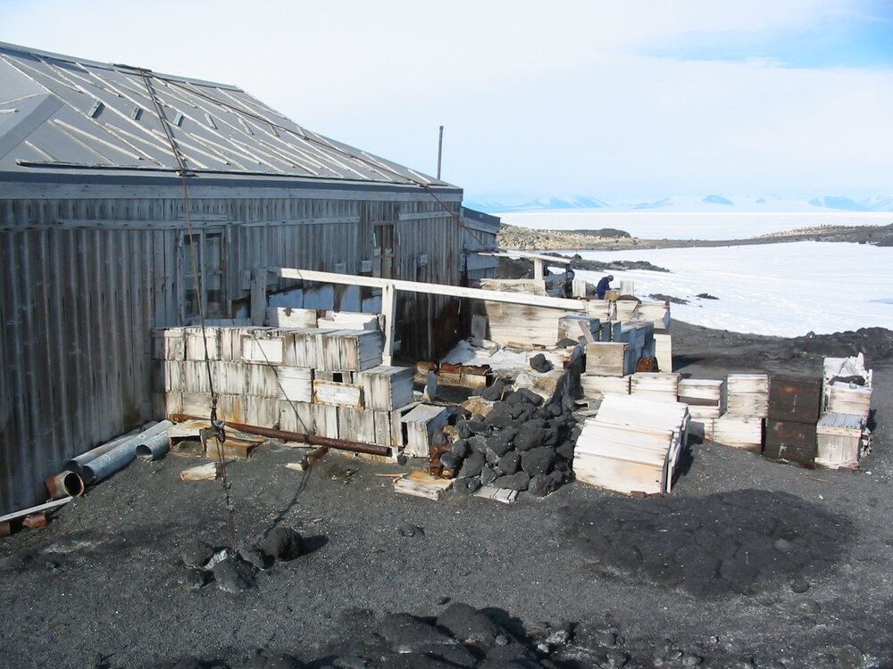 2003 K440 at Shackleton's 'Nimrod' hut, exterior - Stables from the East