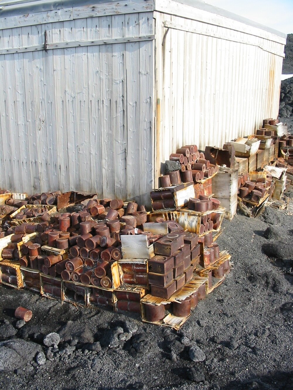 2003 K440 at Shackleton's 'Nimrod' hut, exterior - Venesta boxes at South-east corner