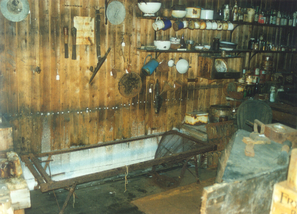 2002 K440B at Scott's 'Terra Nova' hut, interior - Ice build-up, lower South wall (003)