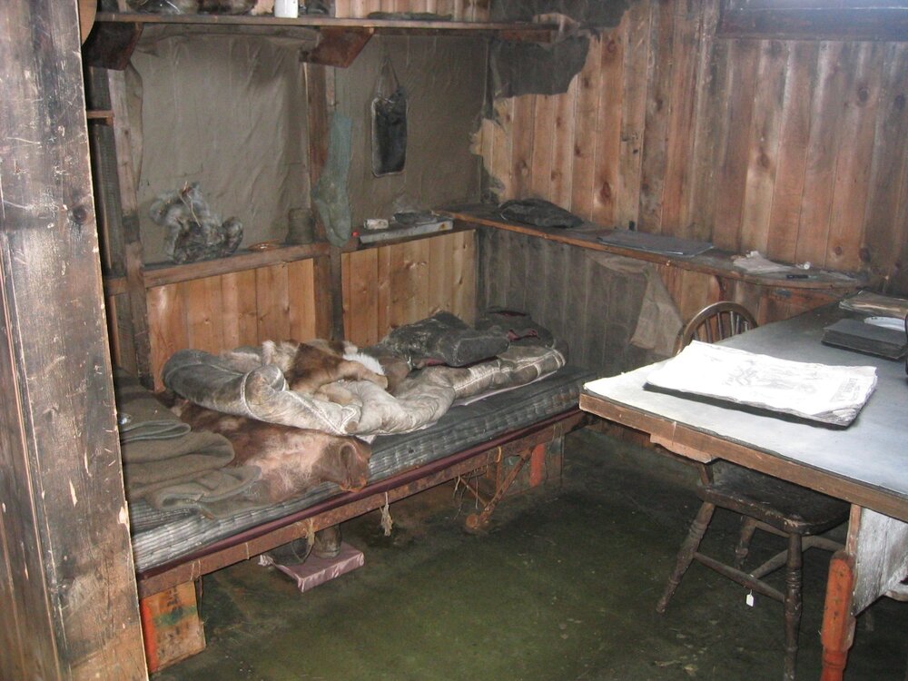 2003 K440 at Scott's 'Terra Nova' hut, interior - Bed in Scott's Cubicle