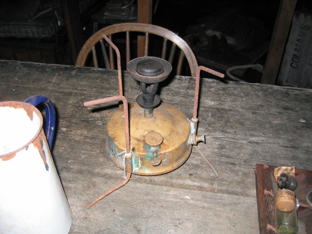 2003 K440 at Scott's 'Terra Nova' hut, interior - Primus stove