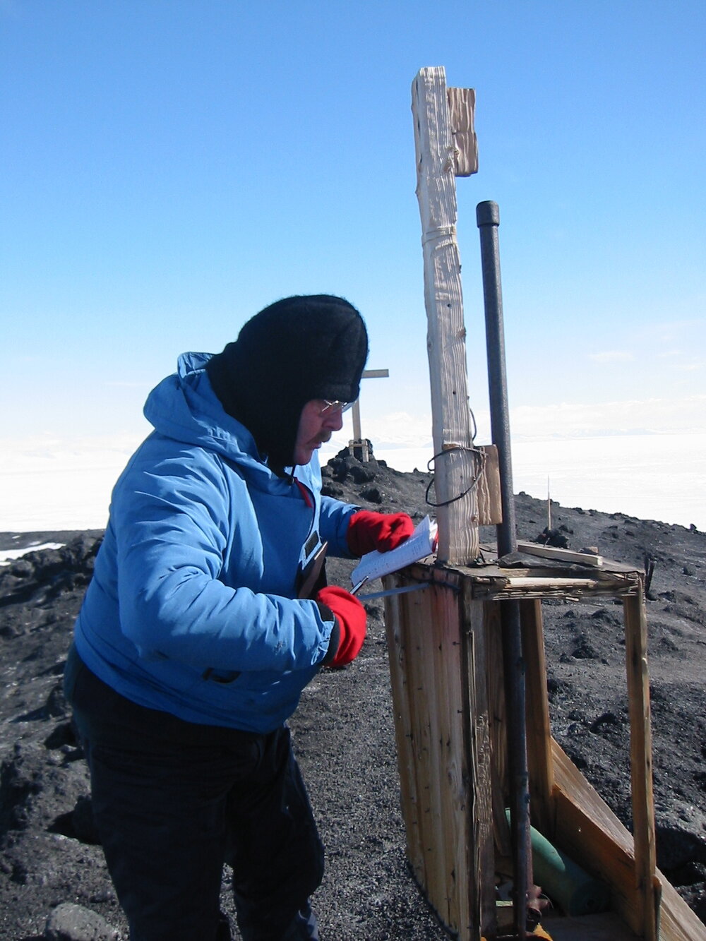 2002 K440 at Cape Evans - David Harrowfield at Wind Vane Hill instrument shelter