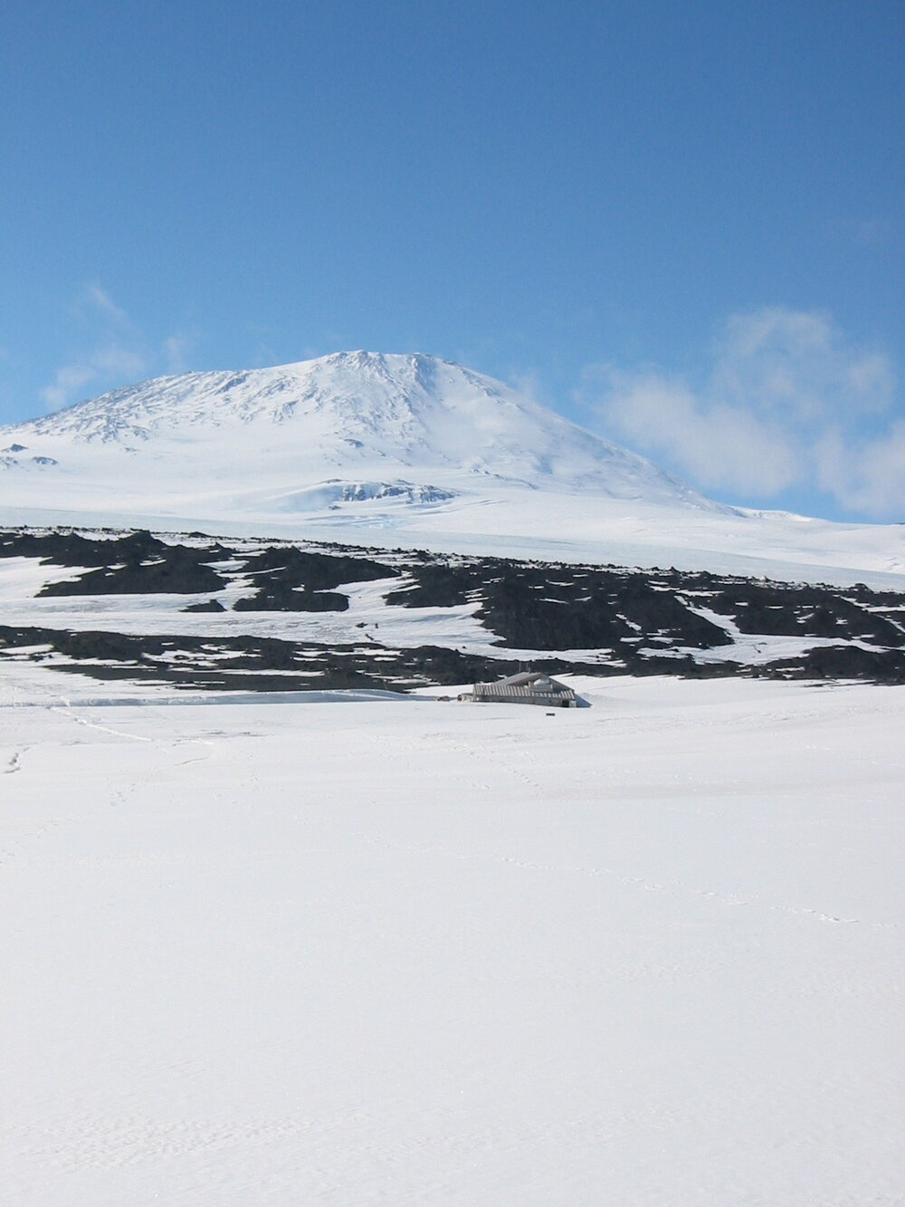 2002 K440 at Cape Evans - Scott's 'Terra Nova' hut and Mount Erebus