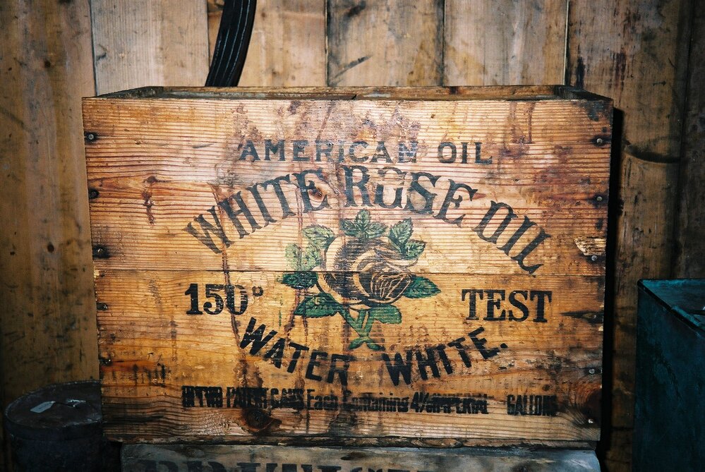 2002 Shackleton's 'Nimrod' hut, interior - White rose oil box