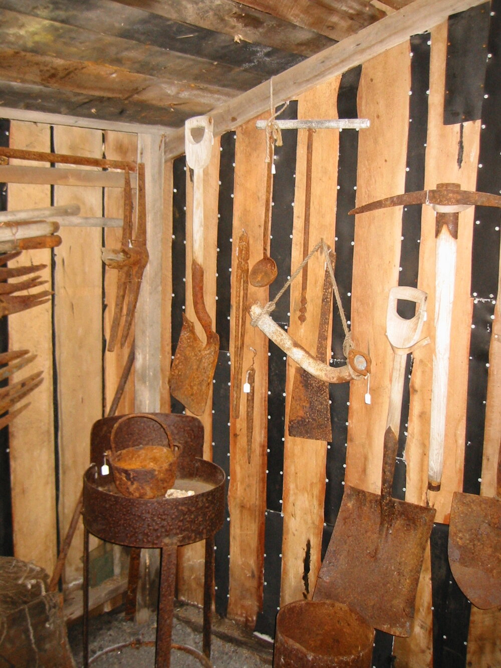 2002 Scott's 'Terra Nova' hut, interior survey image - Annexe (010)