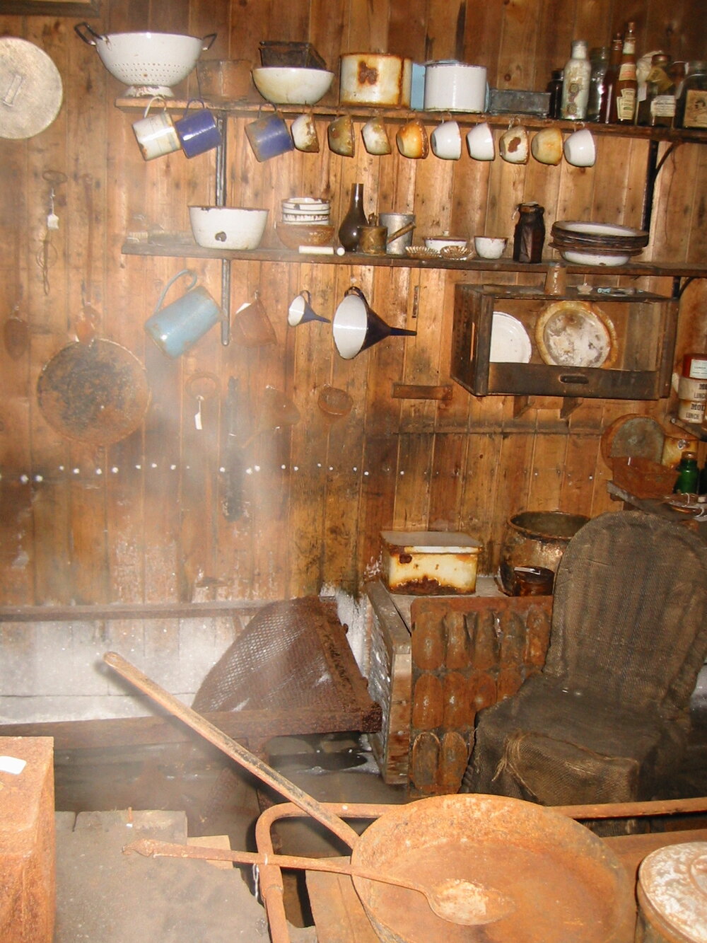 2002 Scott's 'Terra Nova' hut, interior survey image - Galley (008)