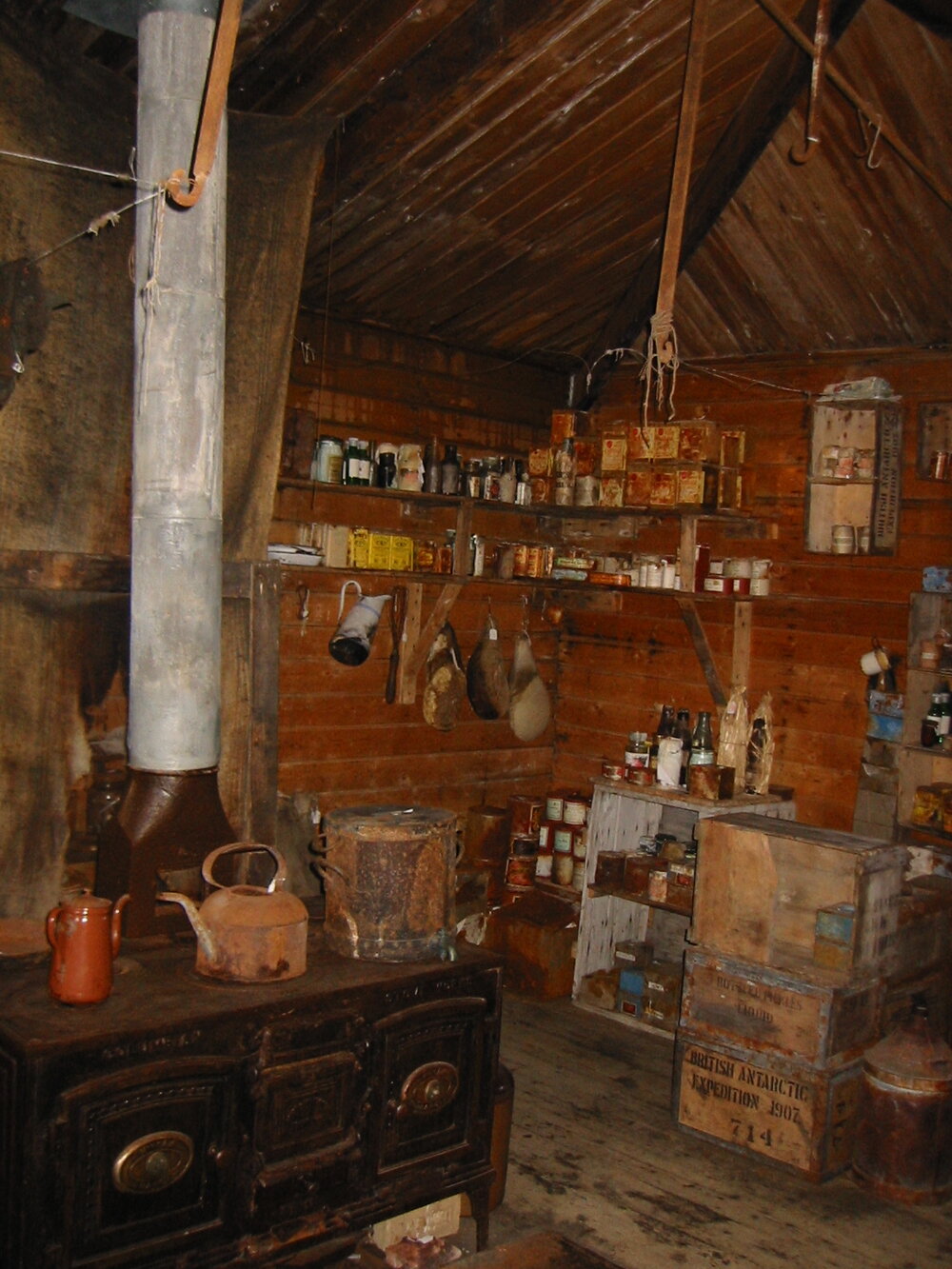 2002 K440B to Shackleton's 'Nimrod' hut, interior - Roberts' Pantry
