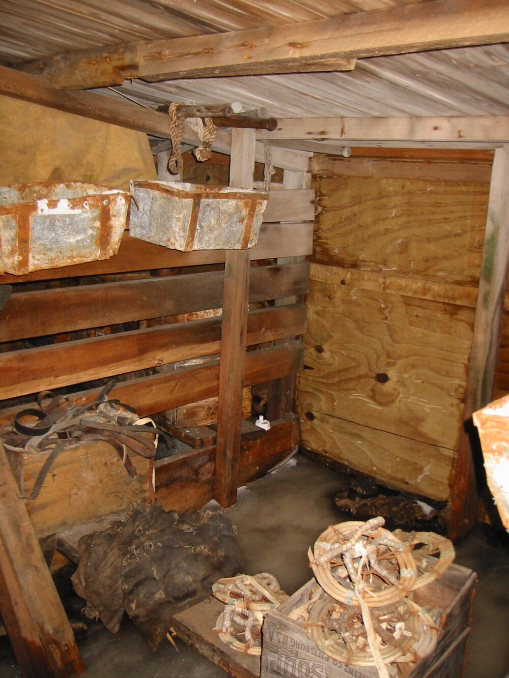 2002 Scott's 'Terra Nova' hut, interior survey image - Stables (004)