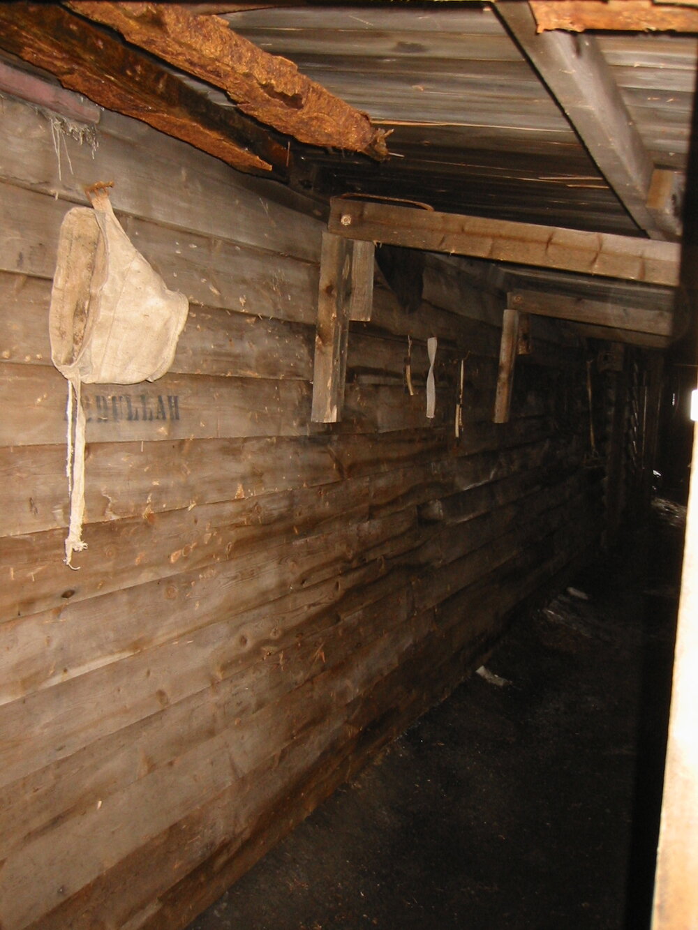 2002 Scott's 'Terra Nova' hut, interior survey image - Stables (015)