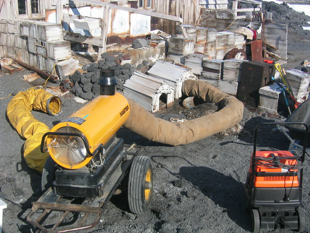 2004-05 Shackleton's 'Nimrod' hut, Herman Nelson heater (002)